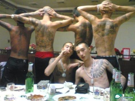 chinese-black-society-gang-triad-shirtless-showing-off-